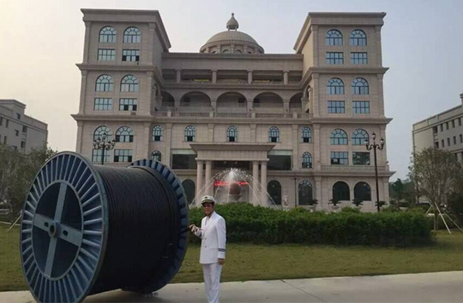 美国华裔市长再次旅行俄罗斯专享会电缆